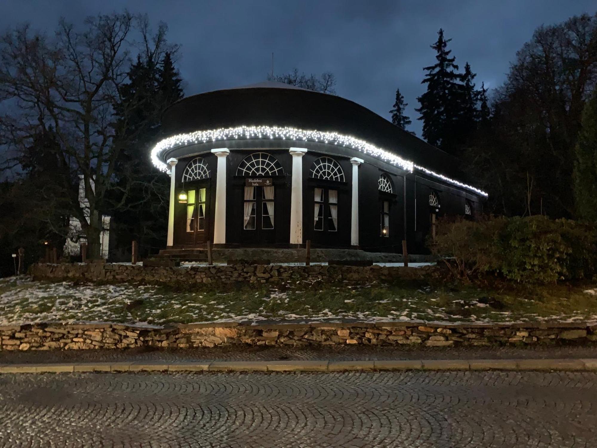 Apartman Karlova Studanka Luaran gambar
